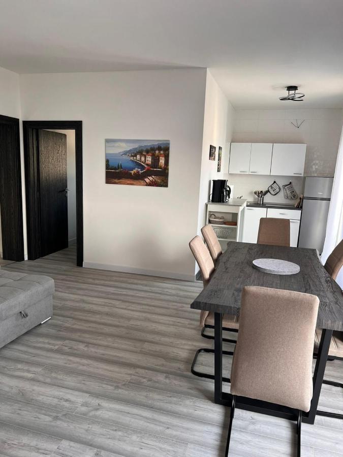 Apartment Lena Baška Voda المظهر الخارجي الصورة