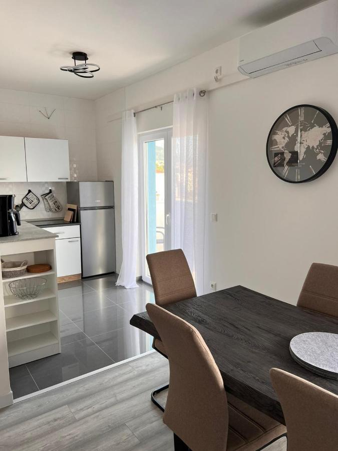 Apartment Lena Baška Voda المظهر الخارجي الصورة