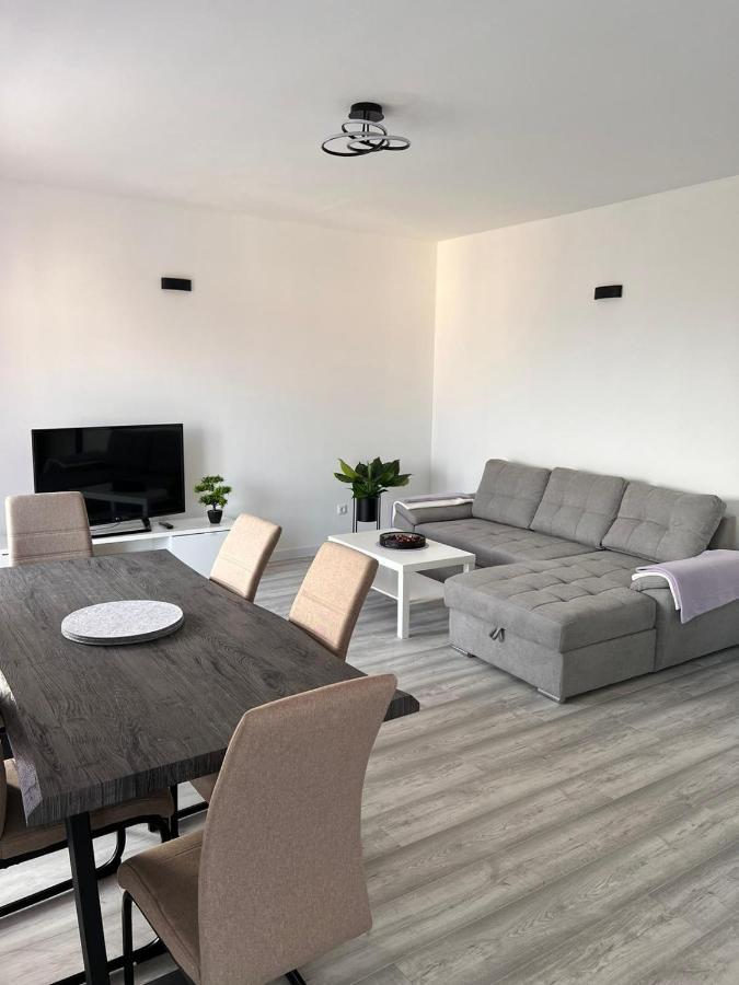 Apartment Lena Baška Voda المظهر الخارجي الصورة